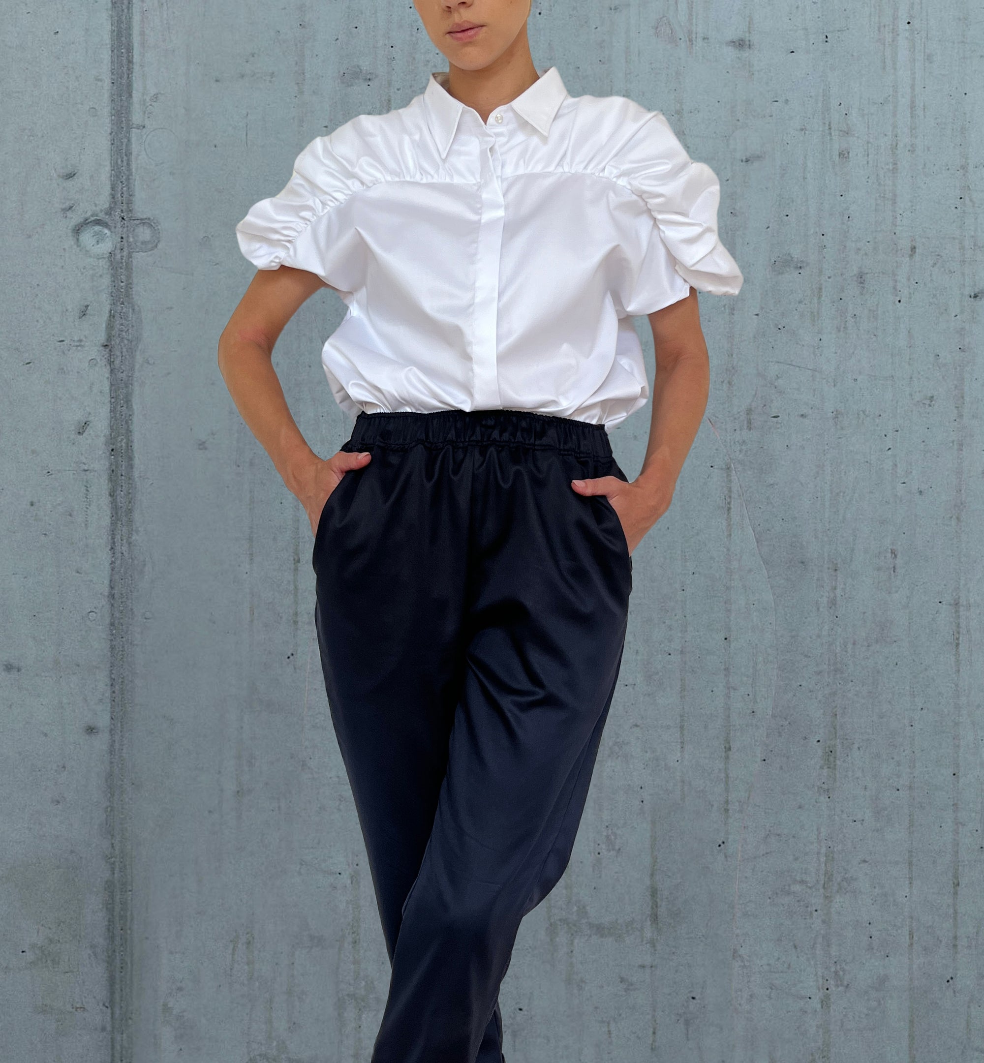 "IRIS" short sleeves ruffled cotton shirt