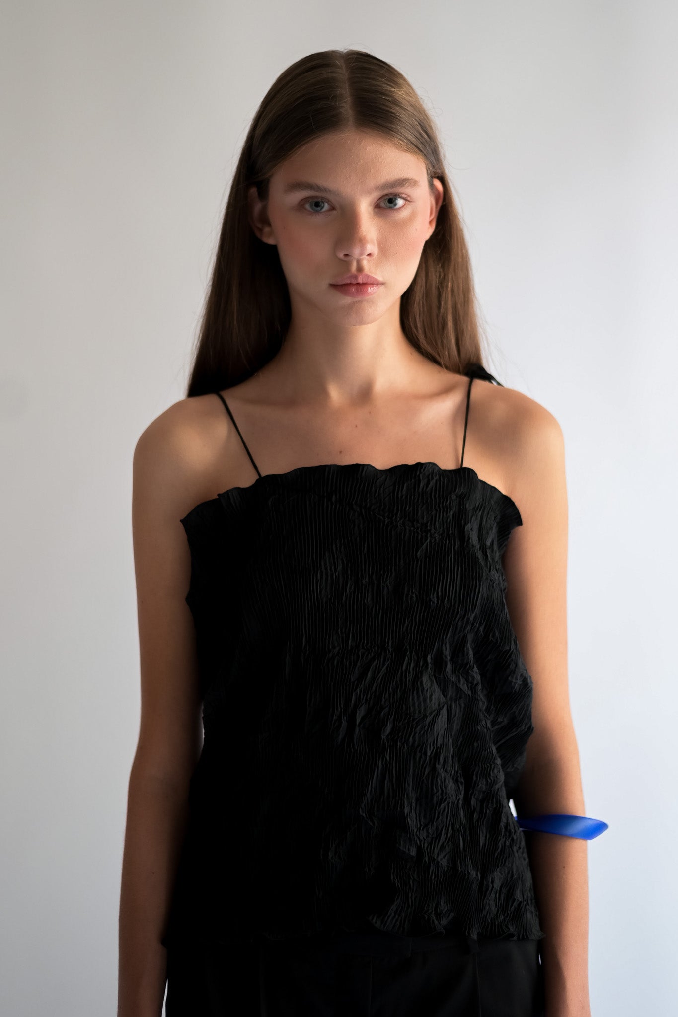 "AIWA" 3D Crinkled Strapped Top – Black