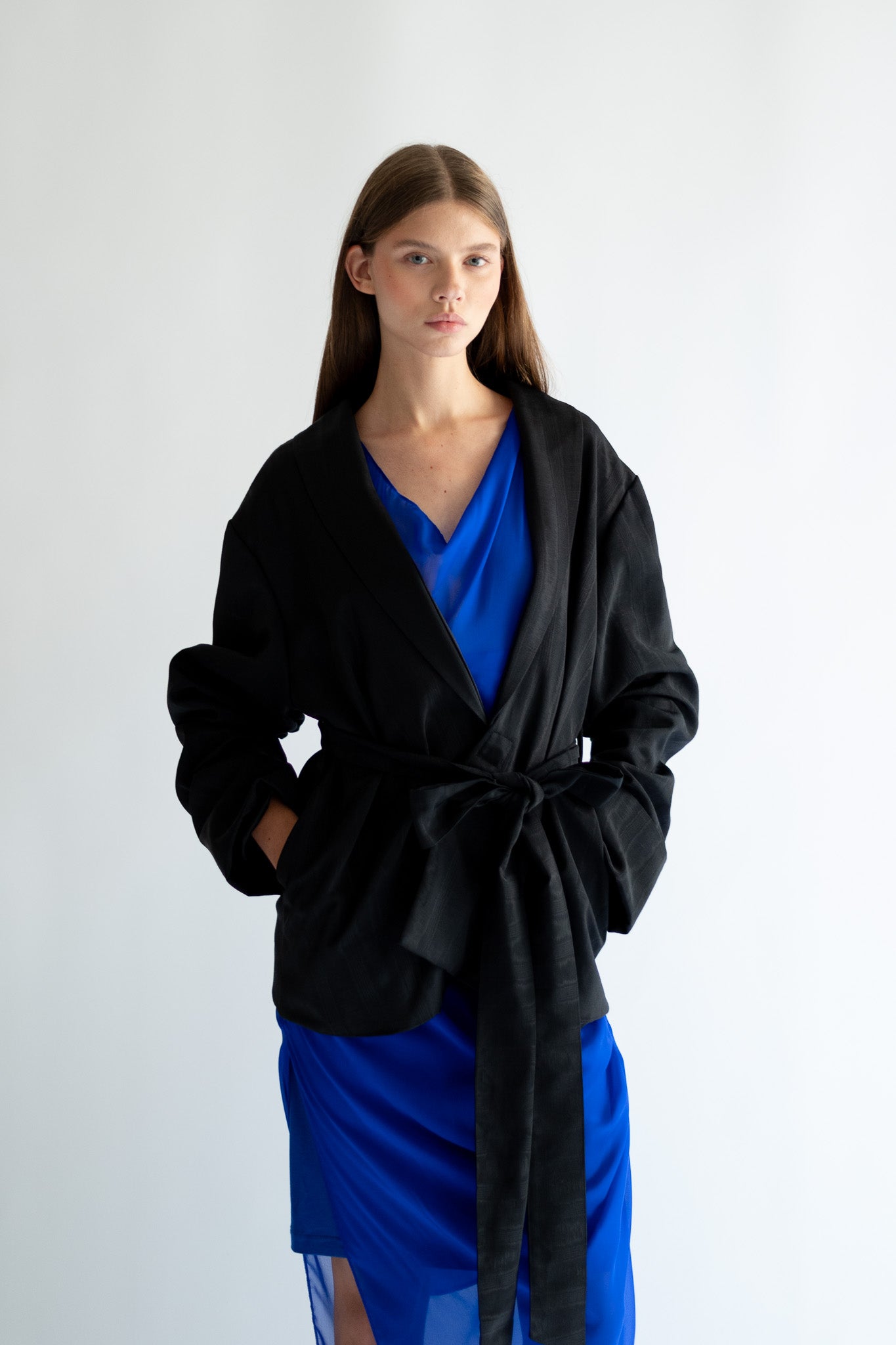 KAY -  belted moaré jacket